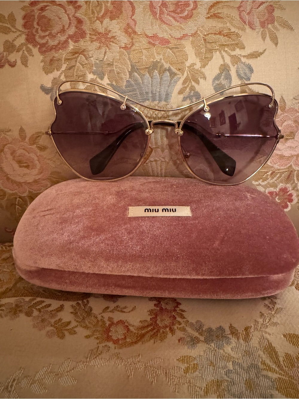 MIU MIU MU56RS SCENIQUE Oversized 56R Grey Yellow Gold Wavy Sunglasses Authentic